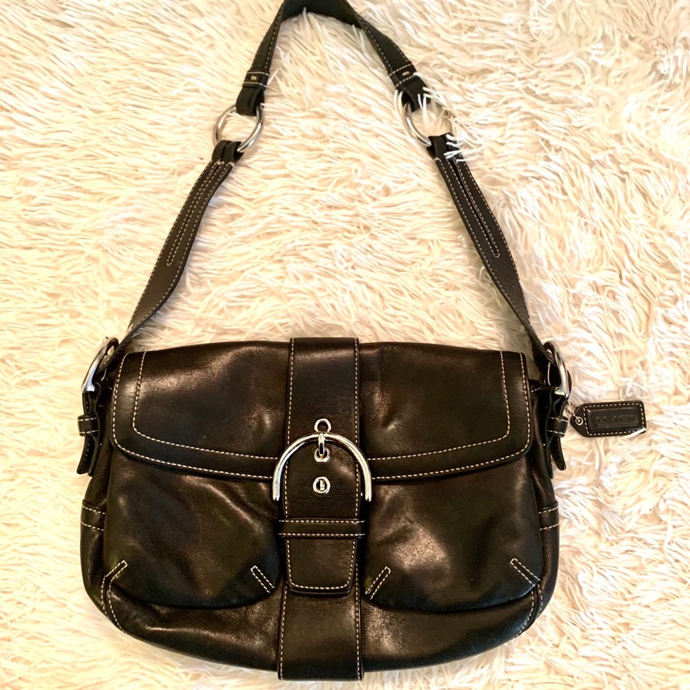 Coach Hobo Stlye Front Buckle Leather Bag